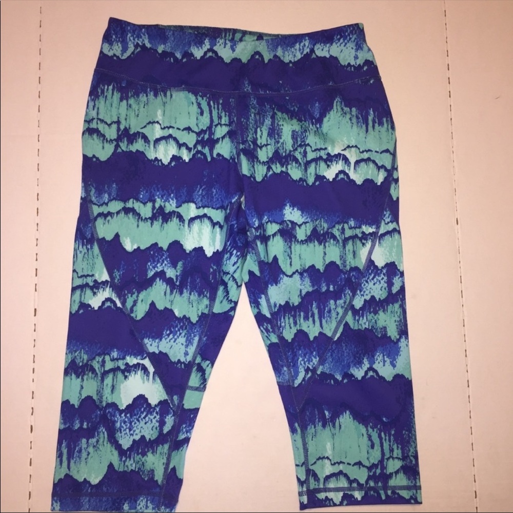 Zella Printed Athletic Crop Leggings